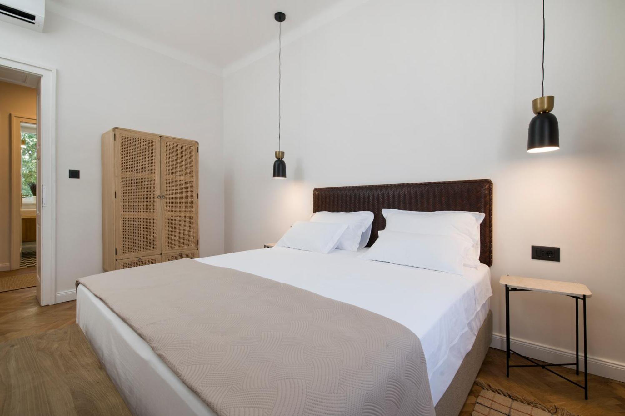 Luxury Bella - Centre W Free Parking Apartament